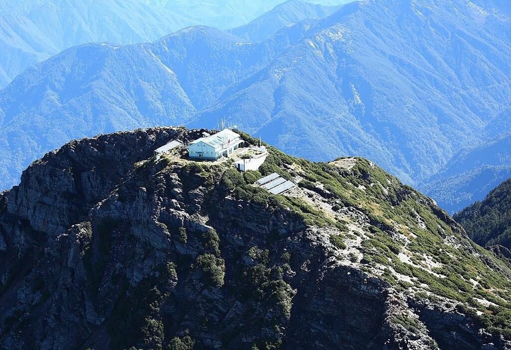 翁曉玲提案修法國家公園禁設太陽能 戴瑋姍憂:恐衝擊山友安全與國安 翁曉玲提案修法國家公園禁設太陽能 戴瑋姍憂:恐衝擊山友安全與國安
