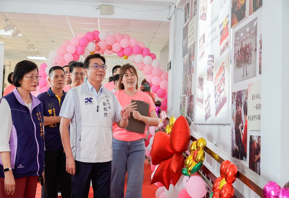 仁愛之家50週年慶 劉和然親出席感謝 仁愛之家50週年慶 劉和然親出席感謝