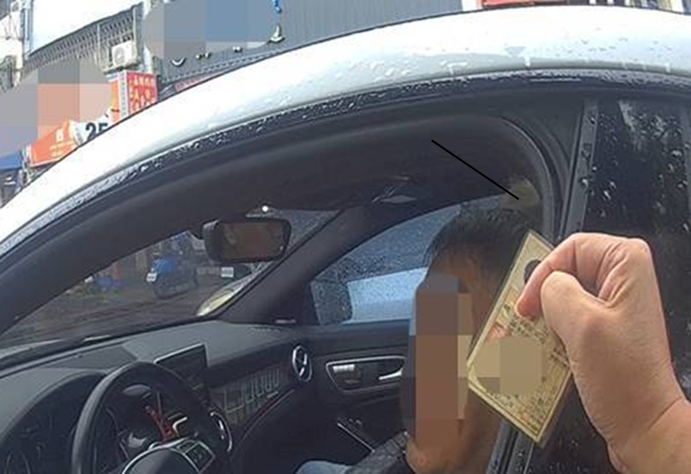 潛逃18年 涉違停通緝犯謊報胞弟身分字號企圖闖關 潛逃18年 涉違停通緝犯謊報胞弟身分字號企圖闖關