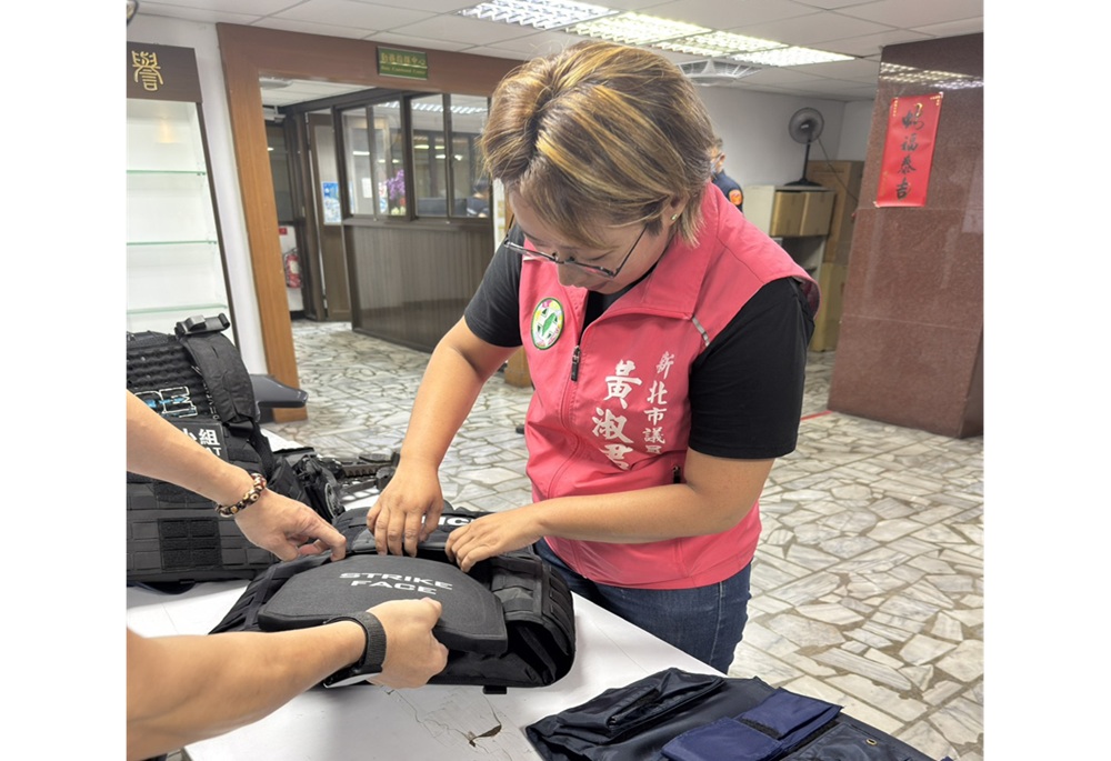 新北警用裝備大漏洞 黃淑君痛批:上級不檢討還找吹哨者 新北警用裝備大漏洞 黃淑君痛批:上級不檢討還找吹哨者
