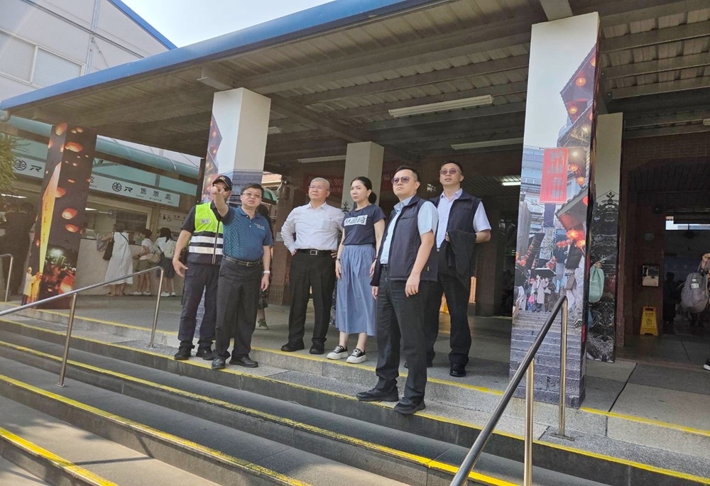 瑞芳火車站亂象解套 林裔綺偕方仰寧會勘增設號誌定案 瑞芳火車站亂象解套 林裔綺偕方仰寧會勘增設號誌定案