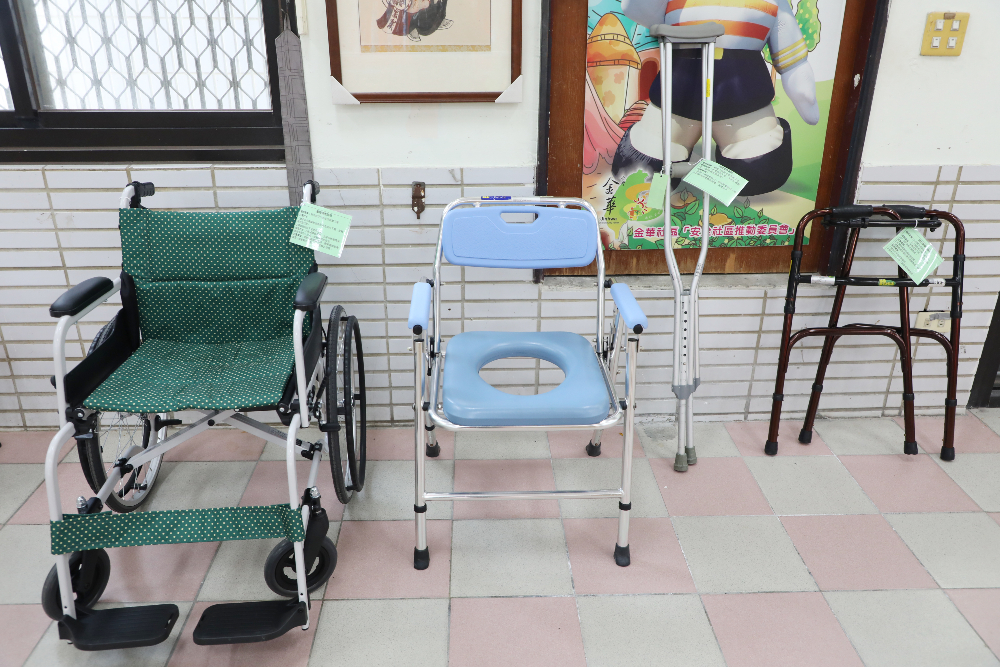 勾結業者詐領長照輔具補助款3000萬 台南市府人員聲押禁見 勾結業者詐領長照輔具補助款3000萬 台南市府人員聲押禁見