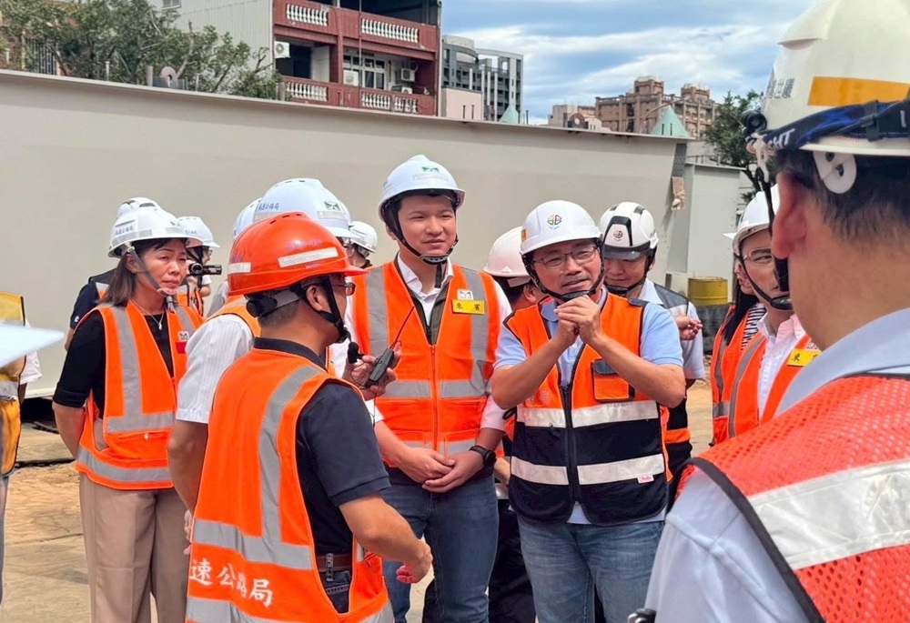 侯友宜、李宇翔聯手督工 林口交流道拚2026年底提前完工 侯友宜、李宇翔聯手督工 林口交流道拚2026年底提前完工