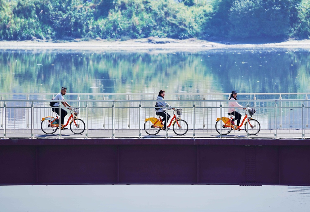 國際無車日上路 新北高灘處邀市民暢遊218公里河濱車道 國際無車日上路 新北高灘處邀市民暢遊218公里河濱車道