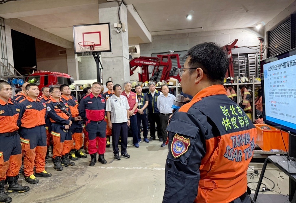 花蓮堰塞湖潰堤災情擴大 新北持續動員搜救大隊跨縣救援 花蓮堰塞湖潰堤災情擴大 新北持續動員搜救大隊跨縣救援