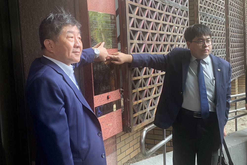 爆BNT疫苗A走1億美元 吳子嘉加重誹謗罪判刑8月 爆BNT疫苗A走1億美元 吳子嘉加重誹謗罪判刑8月