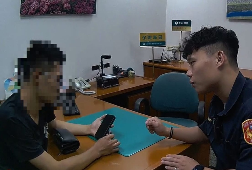 提供帳戶就可月入百萬 23歲退伍兵遇詐騙險成人頭 提供帳戶就可月入百萬 23歲退伍兵遇詐騙險成人頭