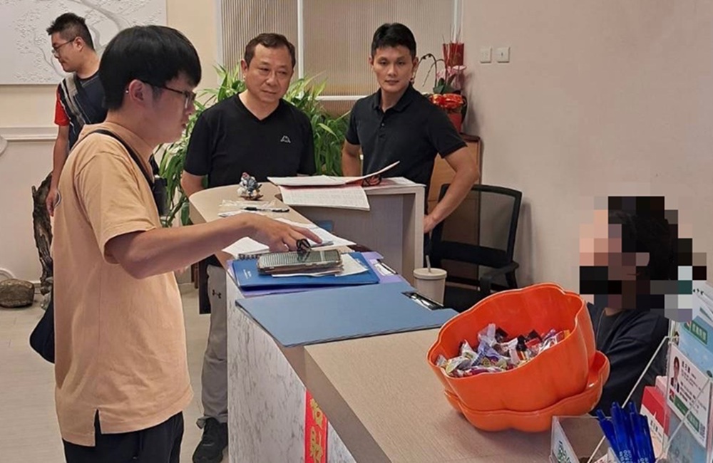 查緝養生館涉色情交易 逮5男客和5按摩女郎 12 cnews204251009a11