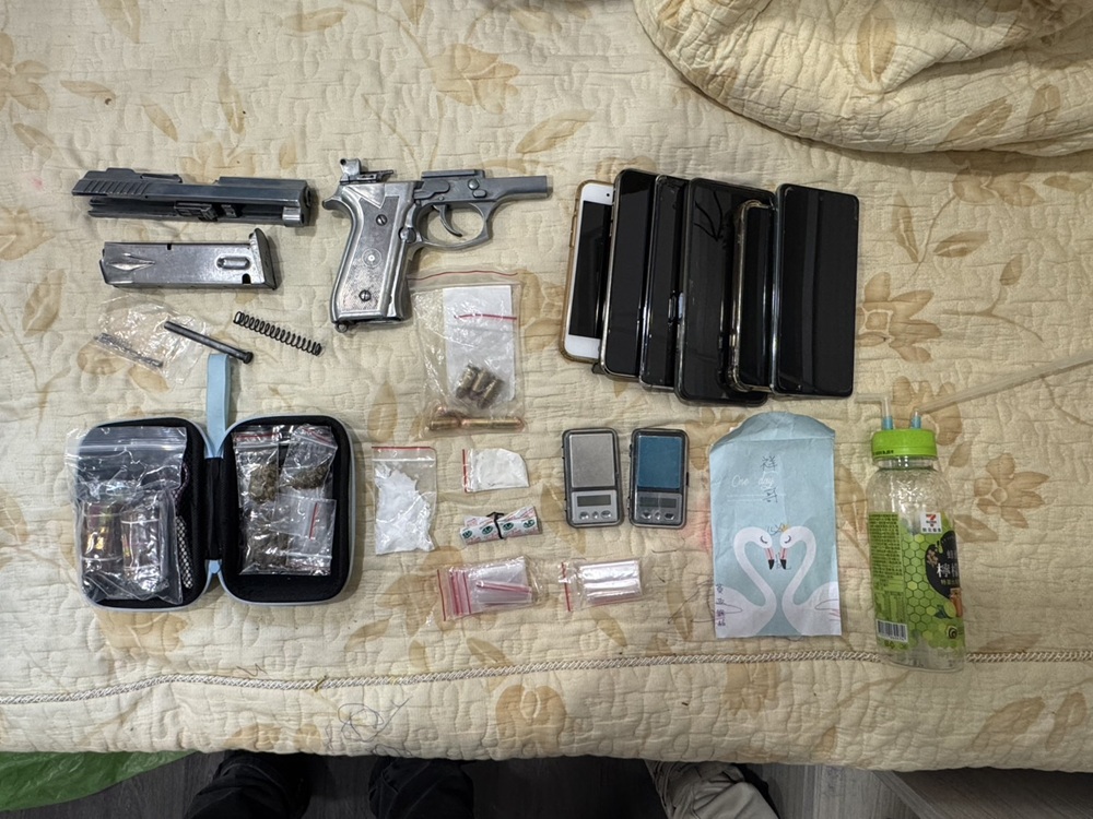 溯源逮藥頭 槓上開花查獲改造手槍竟是膛炸舊貨 溯源逮藥頭 槓上開花查獲改造手槍竟是膛炸舊貨