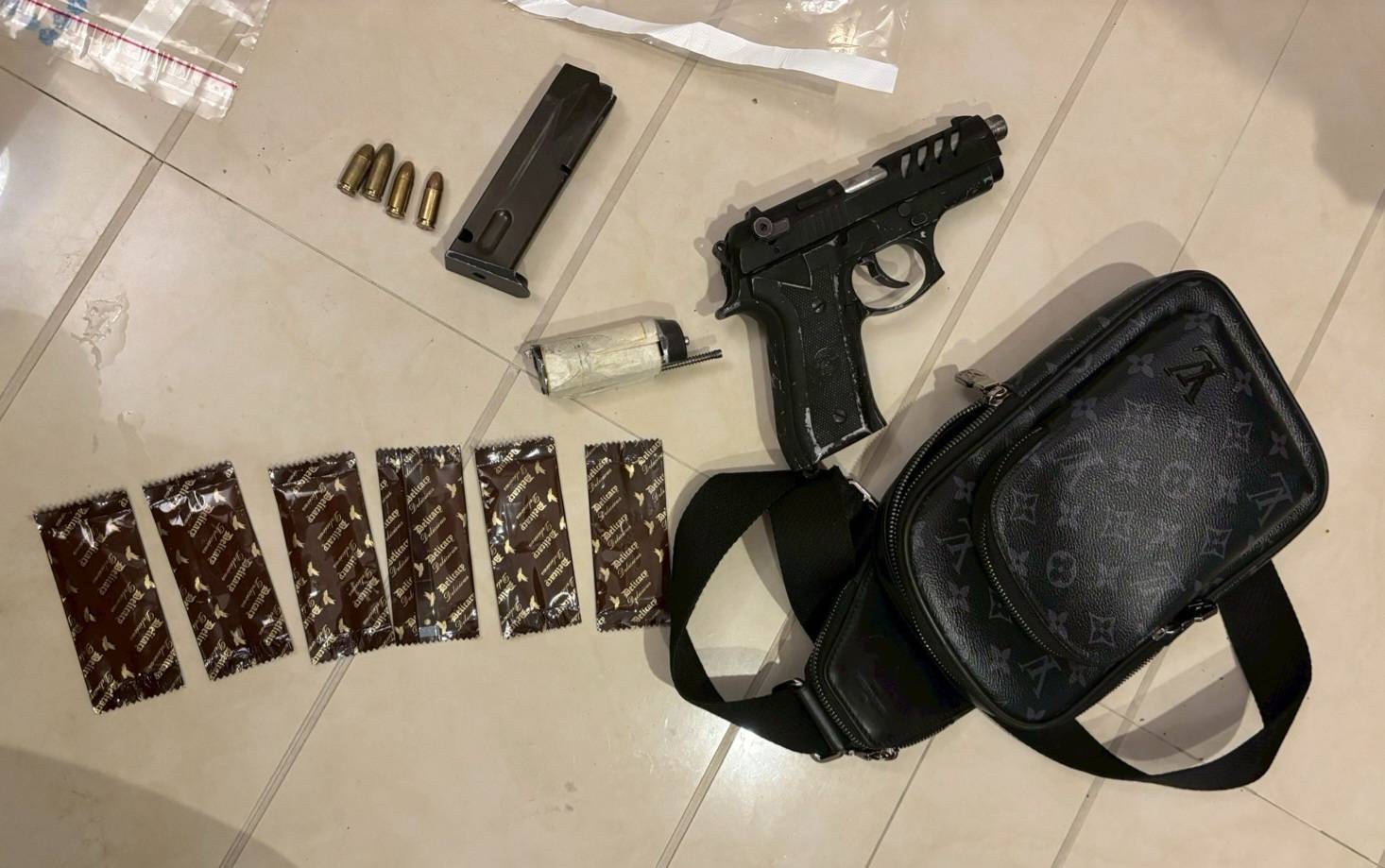 19歲男南港citylink遭砍殺　警逮2刀手：黑吃黑吞贓款「給他教訓」 15