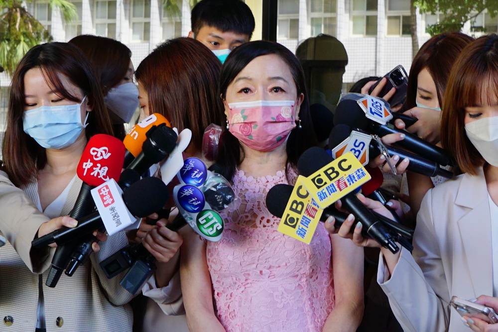 指旺中為國台辦傳聲筒 周玉蔻不履行調解 二審違約金加碼40萬元 指旺中為國台辦傳聲筒 周玉蔻不履行調解 二審違約金加碼40萬元