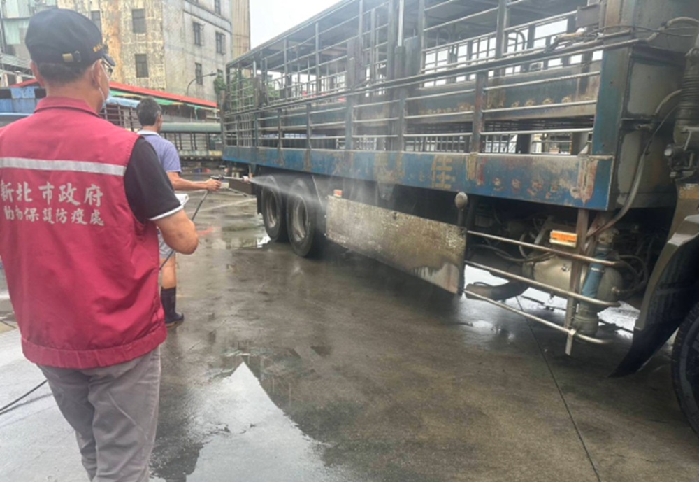 台中驗出非洲豬瘟 新北市府啟動聯合稽查訪視107家養豬場 台中驗出非洲豬瘟 新北市府啟動聯合稽查訪視107家養豬場