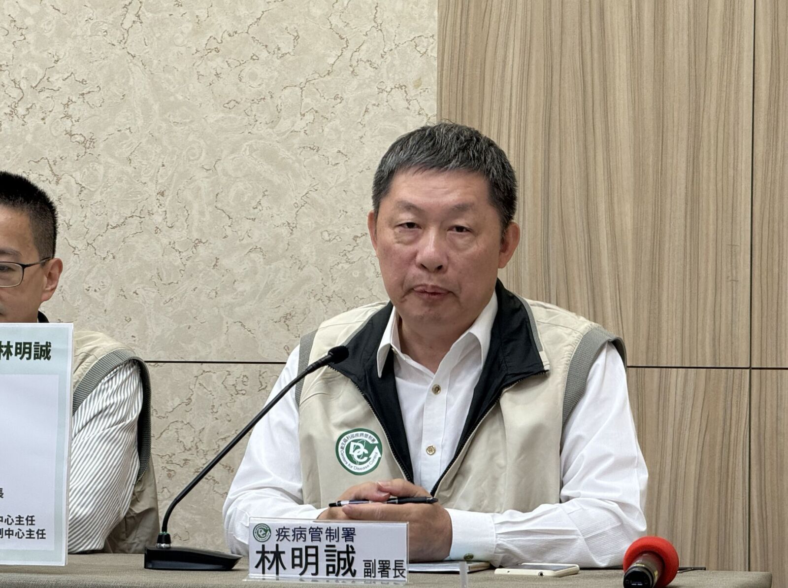 「羅一鈞接班人」是他！ 林明誠成首位非醫師疾管署副署長 5