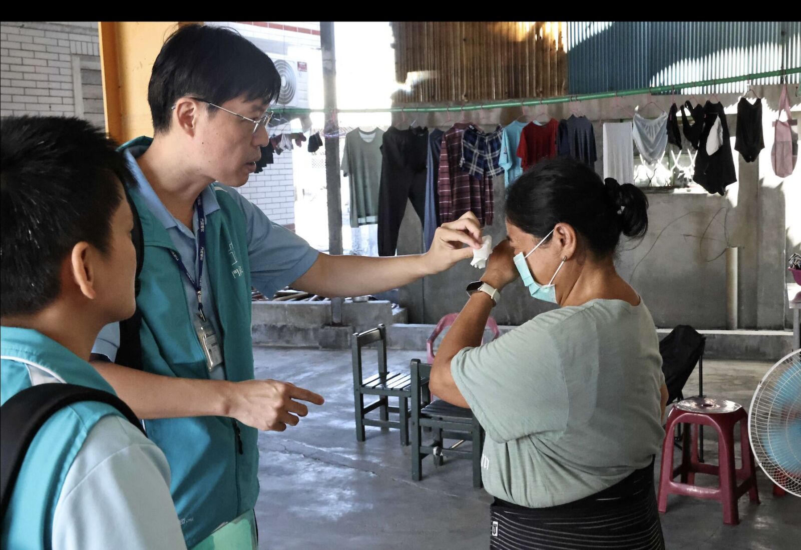 水退一個月災民創傷壓力才開始！ 夫妻倆不敢閉眼「輪流守夜...」 11