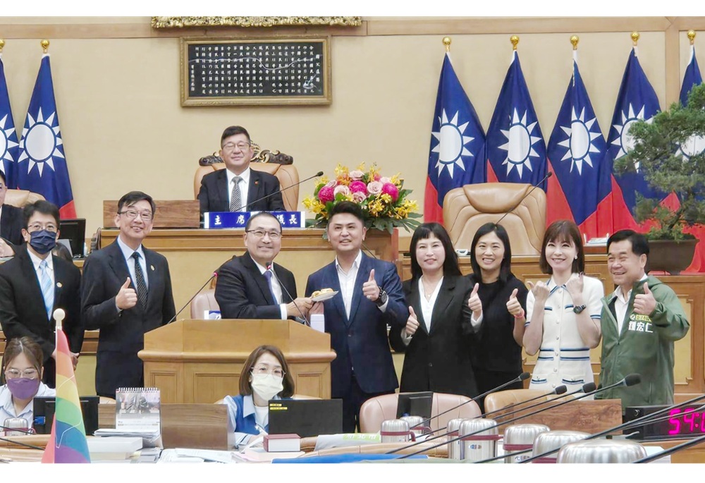 新北議會聚焦豬瘟防疫 廖宜琨率黨團力挺台灣豬、籲全面戒備 3 248251029a06