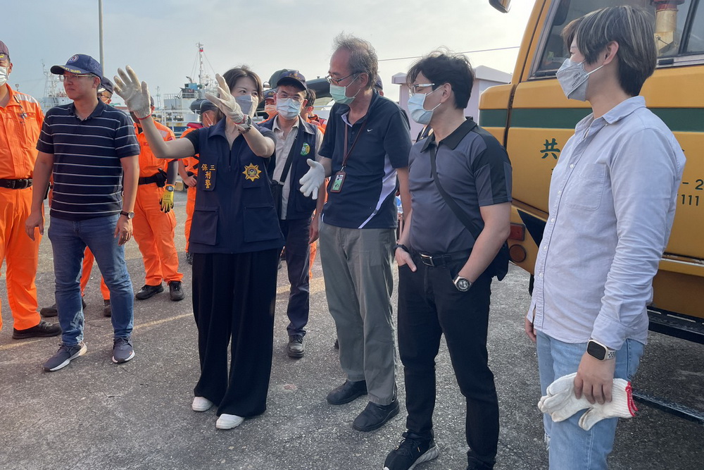 差點被闖關 雄檢指揮保三總隊成功攔截私運肉品及菸品 8 差點被闖關 雄檢指揮保三總隊成功攔截私運肉品及菸品 7