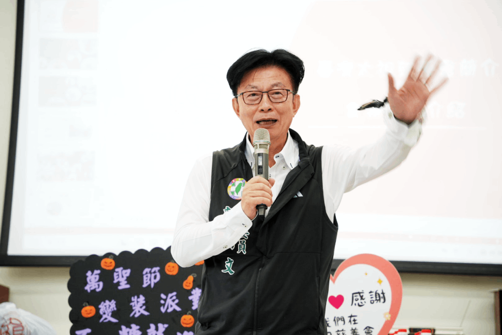 照片來源：郭國文臉書