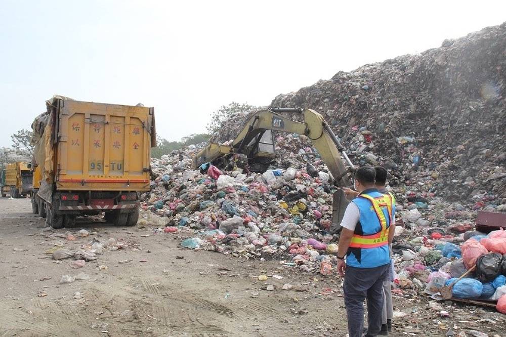 陳淑惠關心南投焚化爐建置　許淑華強調「要發展」：技術只會越做越嚴格 201