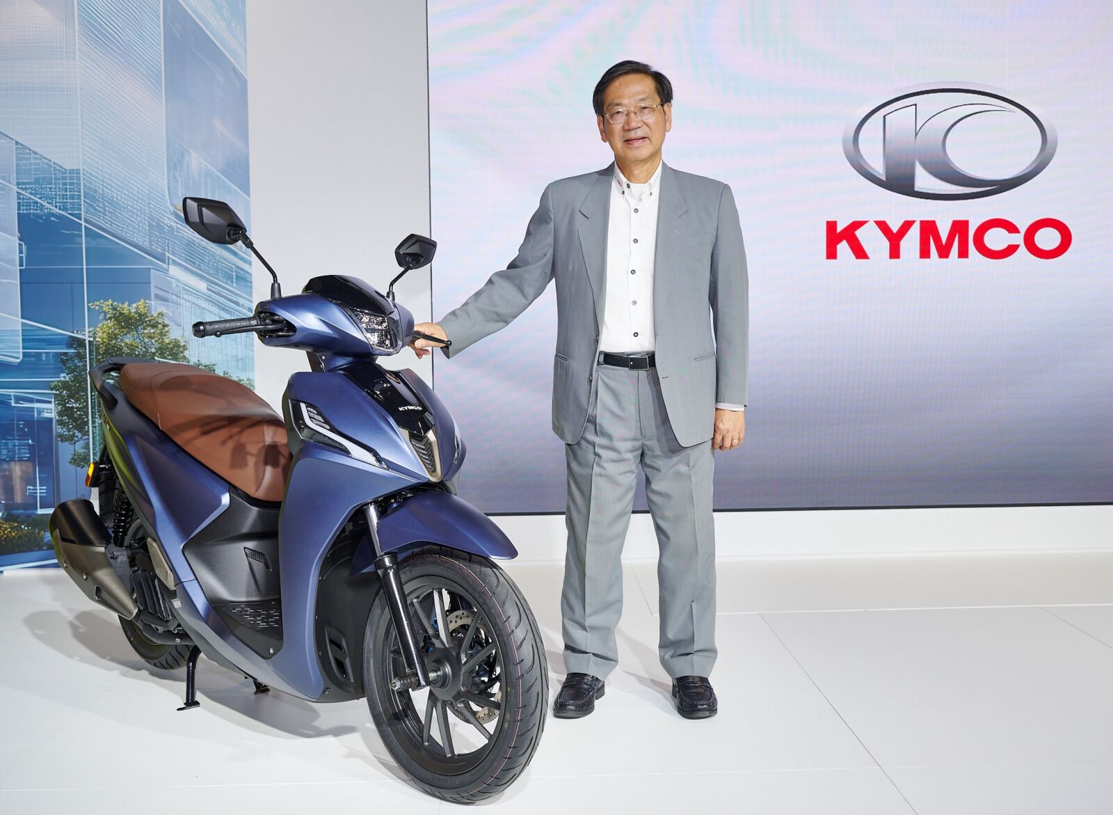 開啟新世代騎乘革命　KYMCO「三向動力科技」震撼米蘭國際二輪車展 7