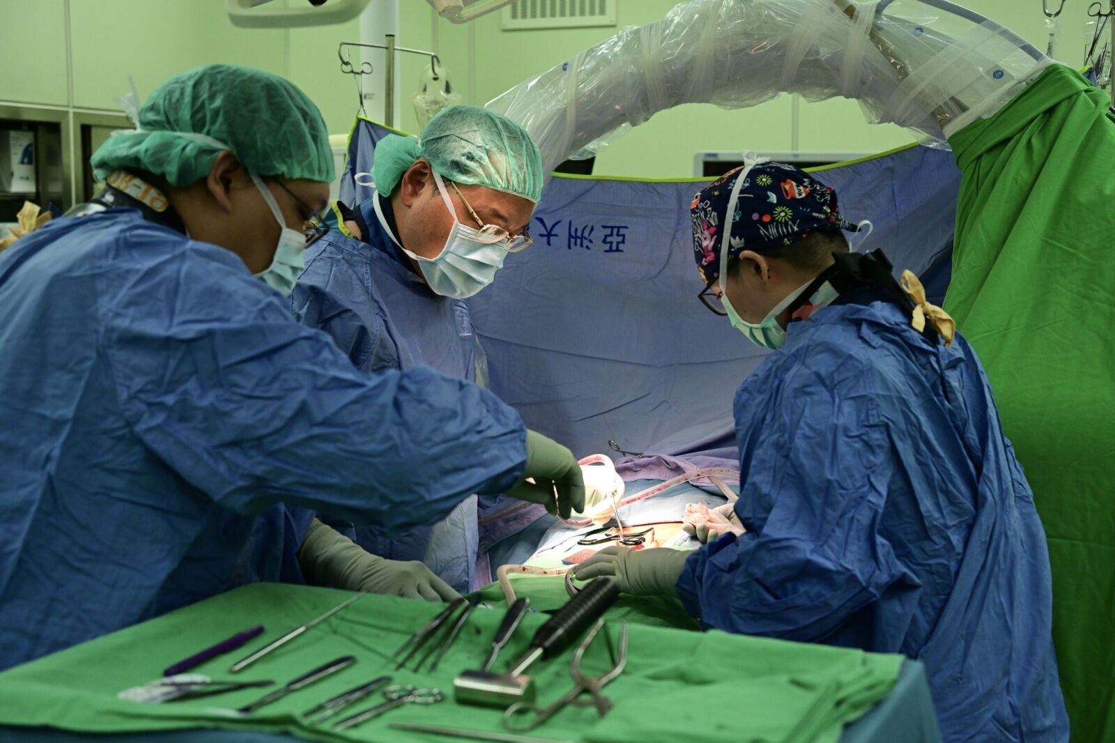 缺護理師輪到「手術室」! 全國首家醫院開辦免費培訓班搶人 4 缺護理師輪到「手術室」! 全國首家醫院開辦免費培訓班搶人 3