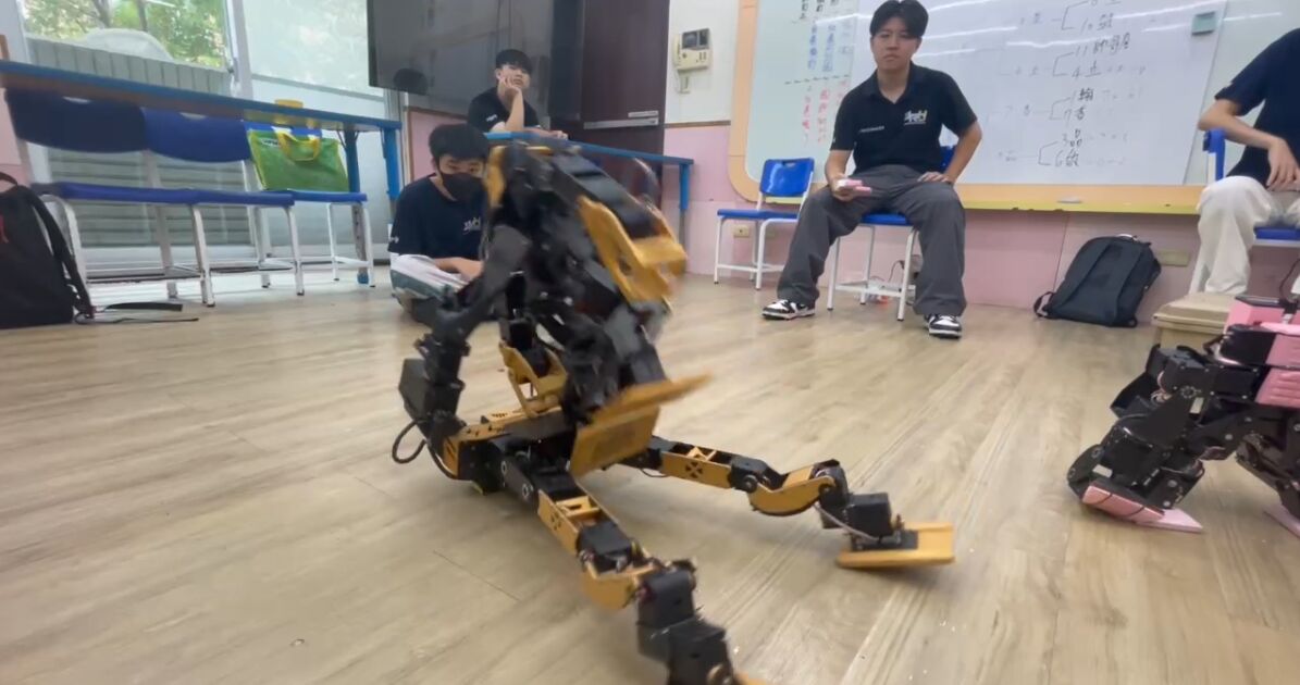 【台灣之光2-2】父母支持朝夢想前進 期盼政府給予機器人領域支持 14 【台灣之光2-2】父母支持朝夢想前進 期盼政府給予機器人領域支持 13