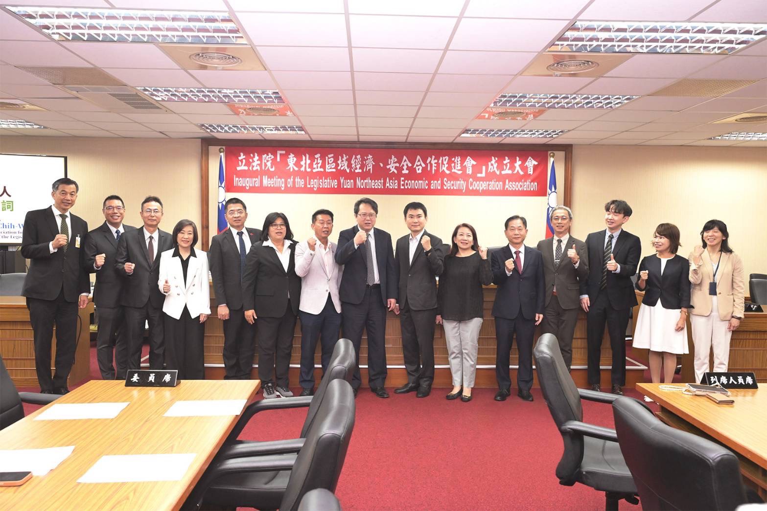 35位綠委組「東北亞促進會」　邱志偉推動台日韓經濟安全一體化 15