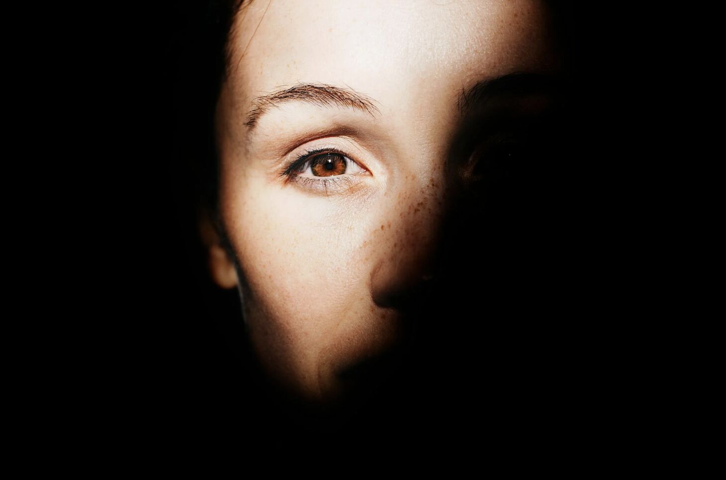 重度使用3C惡果來了!白內障提早10年 40歲患者逐年暴增 8 重度使用3C惡果來了!白內障提早10年 40歲患者逐年暴增 7