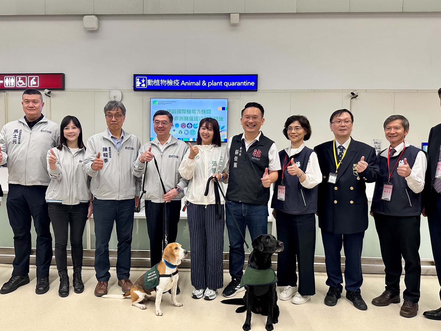 卓榮泰視察桃機邊境防疫　蘇俊賓籲中央同步部署3大戰場 15