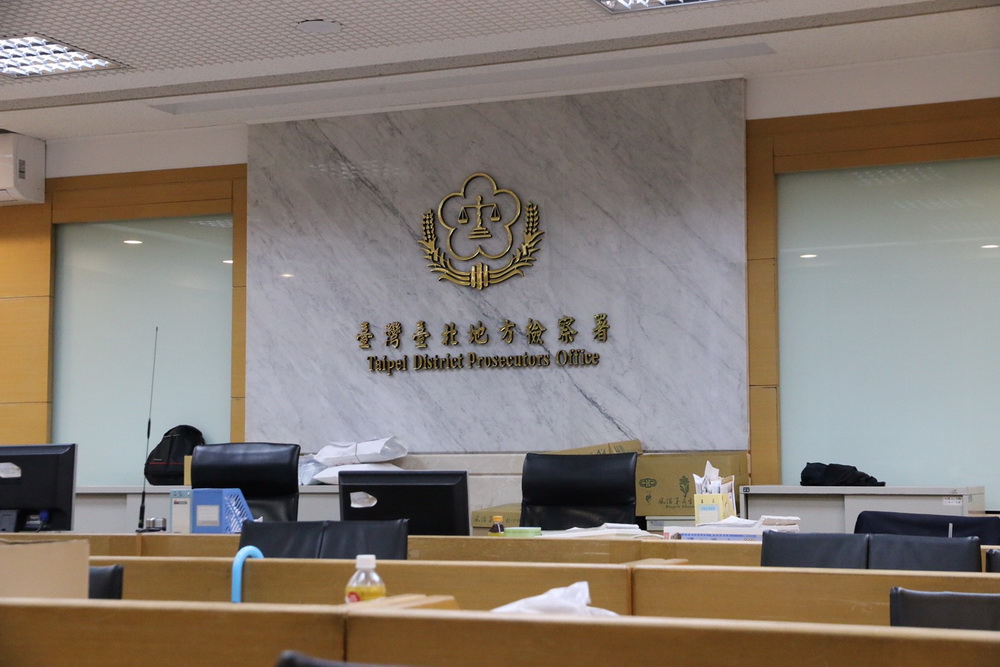 涉藏匿「戰天下」公司員工　律師張睿文遭起訴藏匿人犯 7