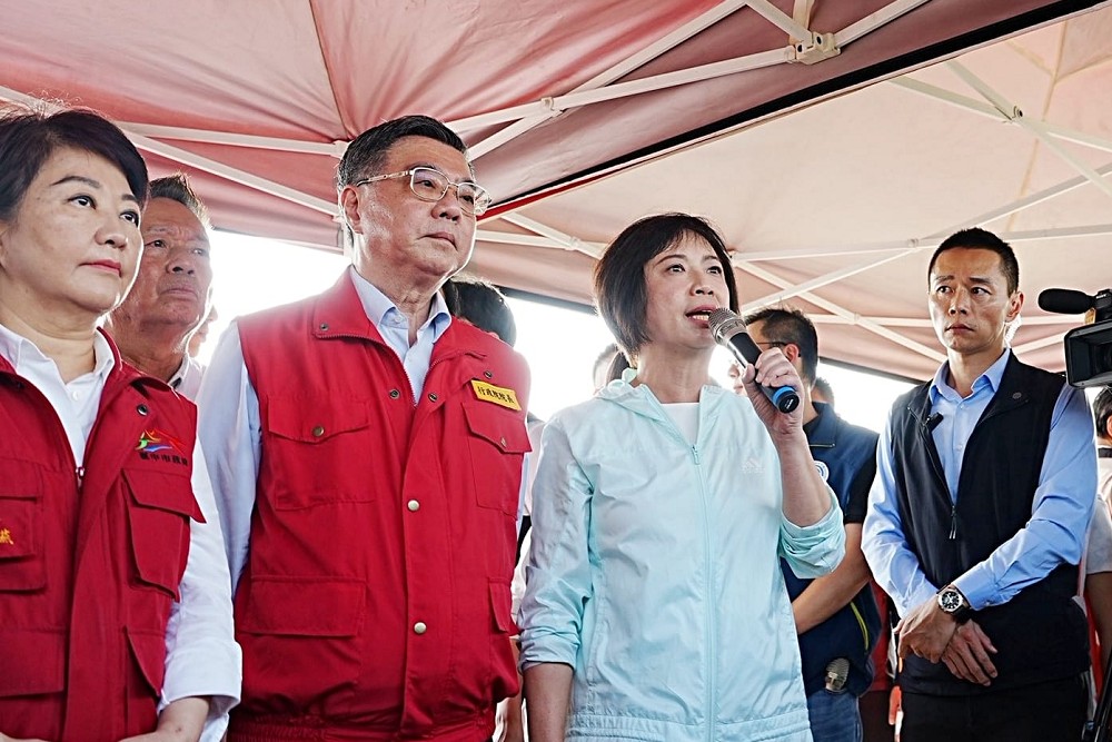 憂鳳凰颱風沖刷台中廚餘土坑　何欣純：恐滲流水外溢汙染河川、社區 15