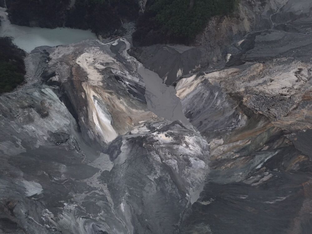 馬太鞍溪下游又現新堰塞湖　林保署通報花蓮縣府維持紅色警戒 25