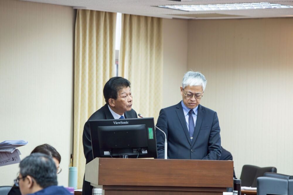 黃建賓指刑事加給沒下文　李文章承諾11月底提報告 19