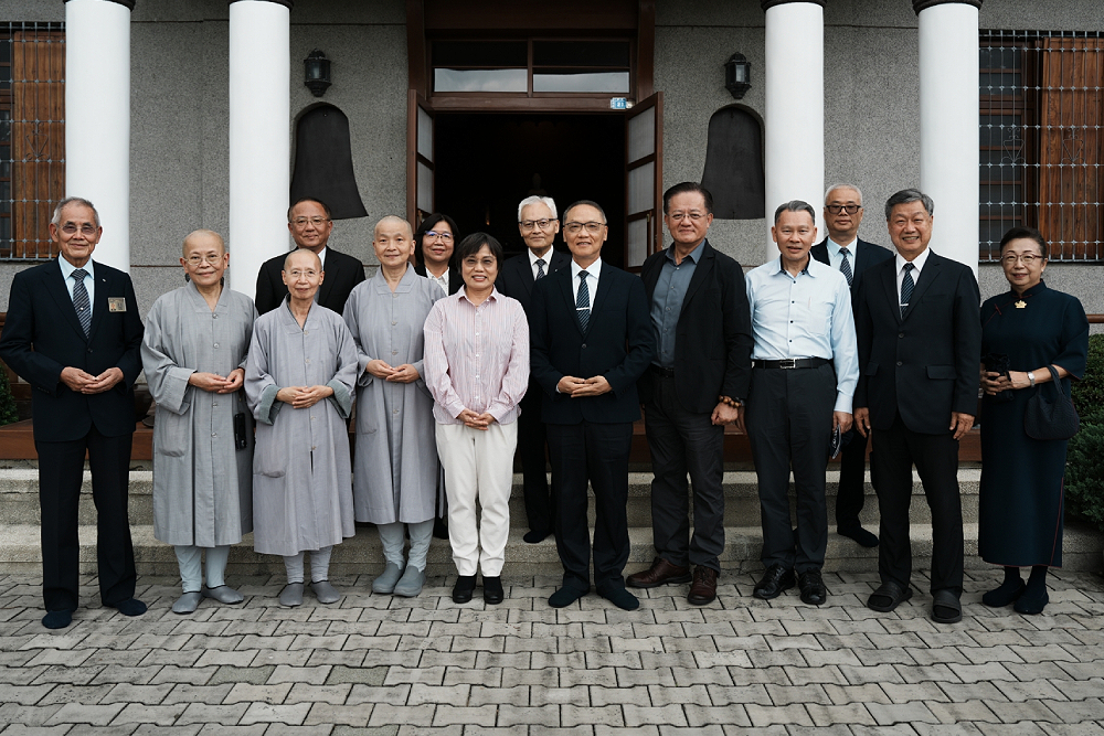 劉世芳感謝並期續與慈濟密切合作　證嚴法師讚鏟子超人「台灣以愛為寶」 5