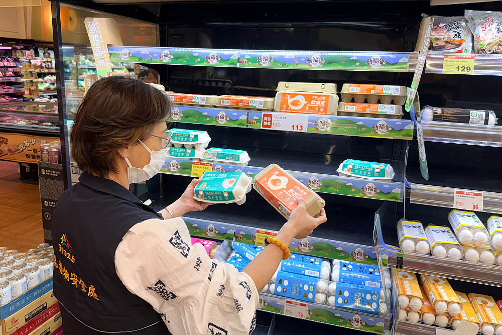 石崇良宣布本周擴大抽查蛋　盧秀燕肯定食安處主動查獲 11
