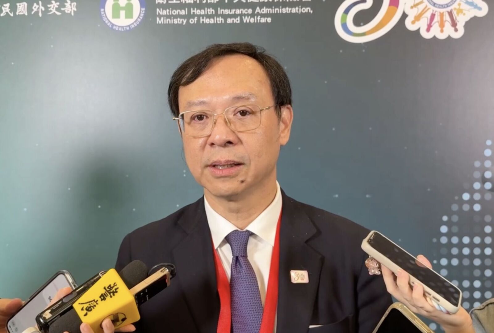 恩師陳耀昌病逝 部長哭了!石崇良紅眼哽咽「沒法再諮詢他了」 4 恩師陳耀昌病逝 部長哭了!石崇良紅眼哽咽「沒法再諮詢他了」 3