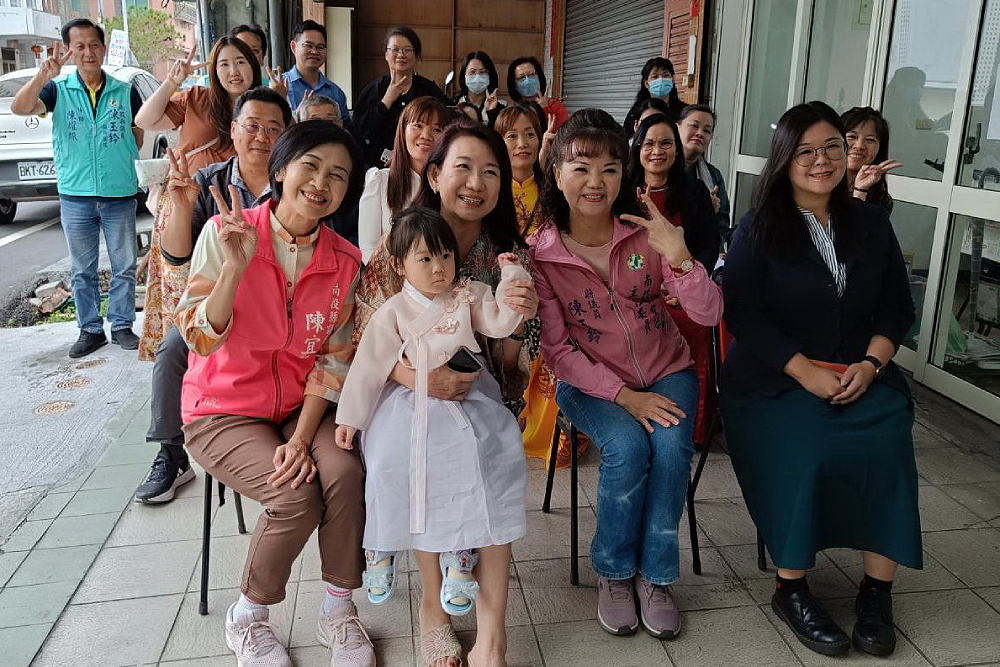 南投縣黨部新住民諮詢站揭牌　張瑜庭：盼成為交流平台及溫暖避風港 11