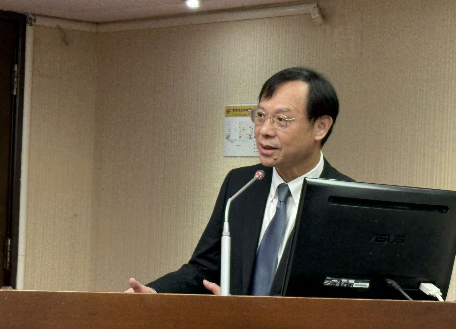 衛福部消滅「直美醫師」! 明年起沒2年PGY不准做醫美、溯及既往 6 衛福部消滅「直美醫師」! 明年起沒2年PGY不准做醫美、溯及既往 5