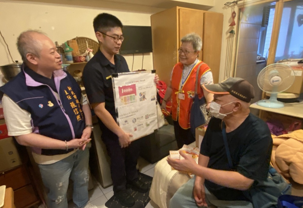 普發現金防詐戰開打 「幸福送到家」社會局結合警力守護長者 18 248251119a01