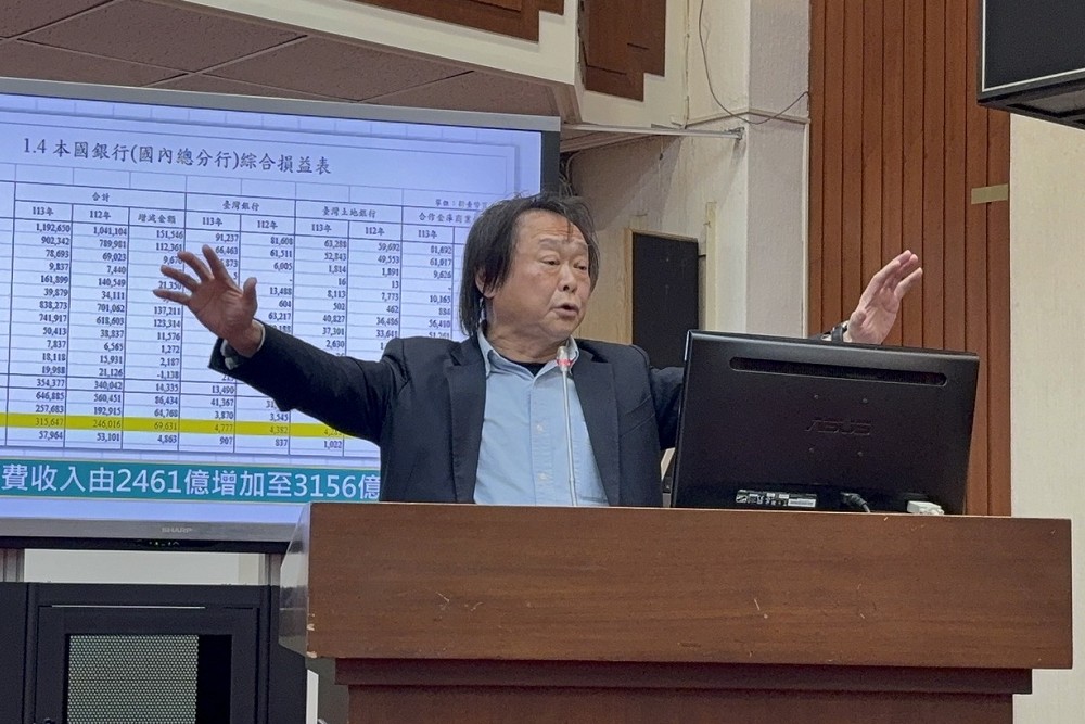 王世堅盛讚「桃園市長好人選」　何志偉引金句妙回：謝謝從從容容的鼓勵 7