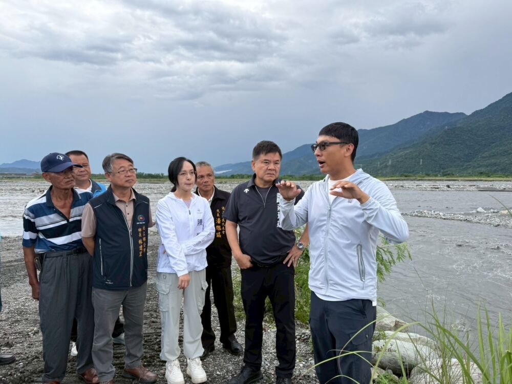 台東池上圳逢大雨土堤崩供水斷　陳瑩、莊瑞雄爭取千萬經費助改善 19
