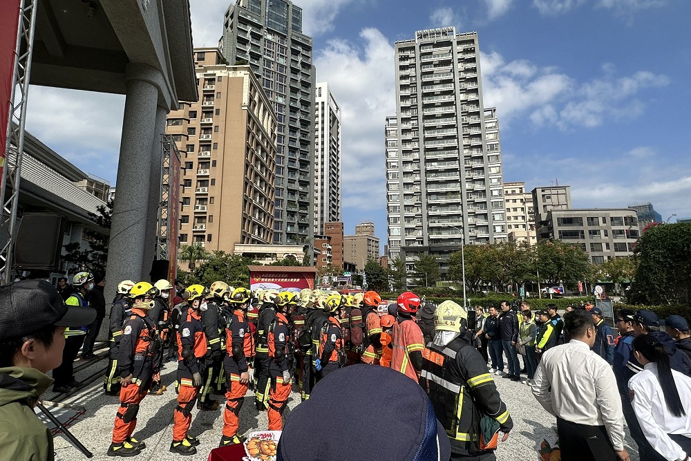 新北借鏡香港宏福苑惡火悲劇　侯友宜：強化高樓公安聯合稽查 9