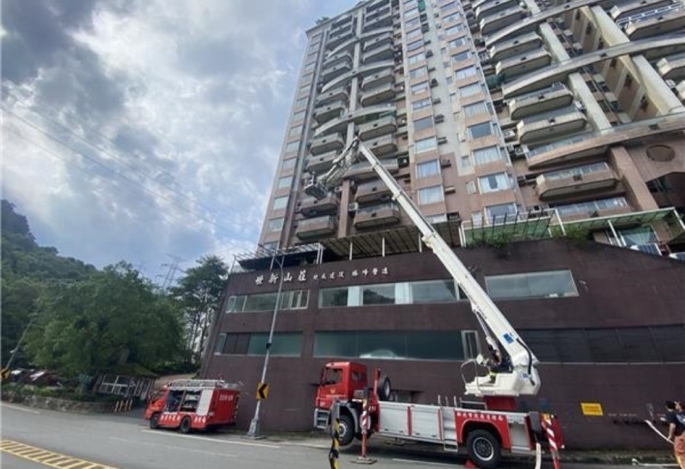 新北僅1雲梯車能應對70公尺高樓 林國春偕多位議員齊籲中央別讓地方單打獨鬥 4 248251128a06