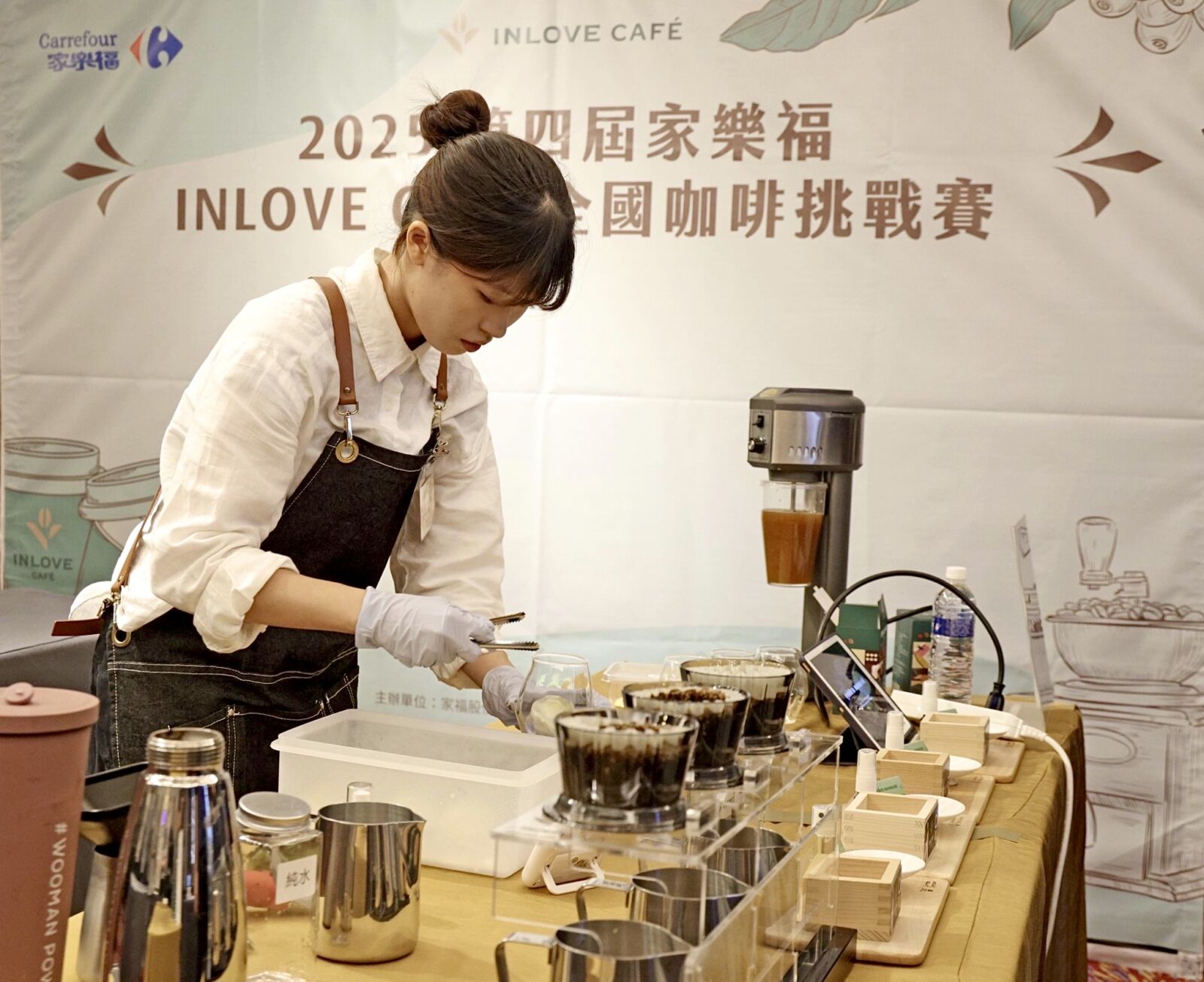 第四屆家樂福 INLOVE CAFÉ 咖啡挑戰賽登場 高雄科大施家育勇奪創意組二連霸 9