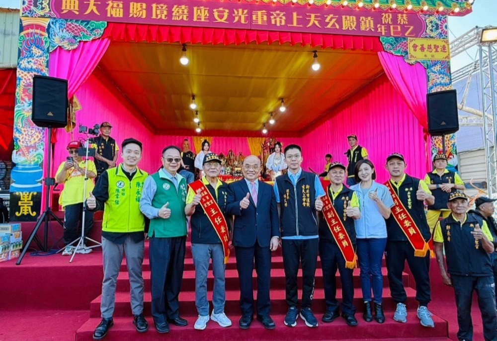 蘇巧慧代表總統贈匾新店玄聖宮 盼實現新北更好的發展願景 8 248251201a05