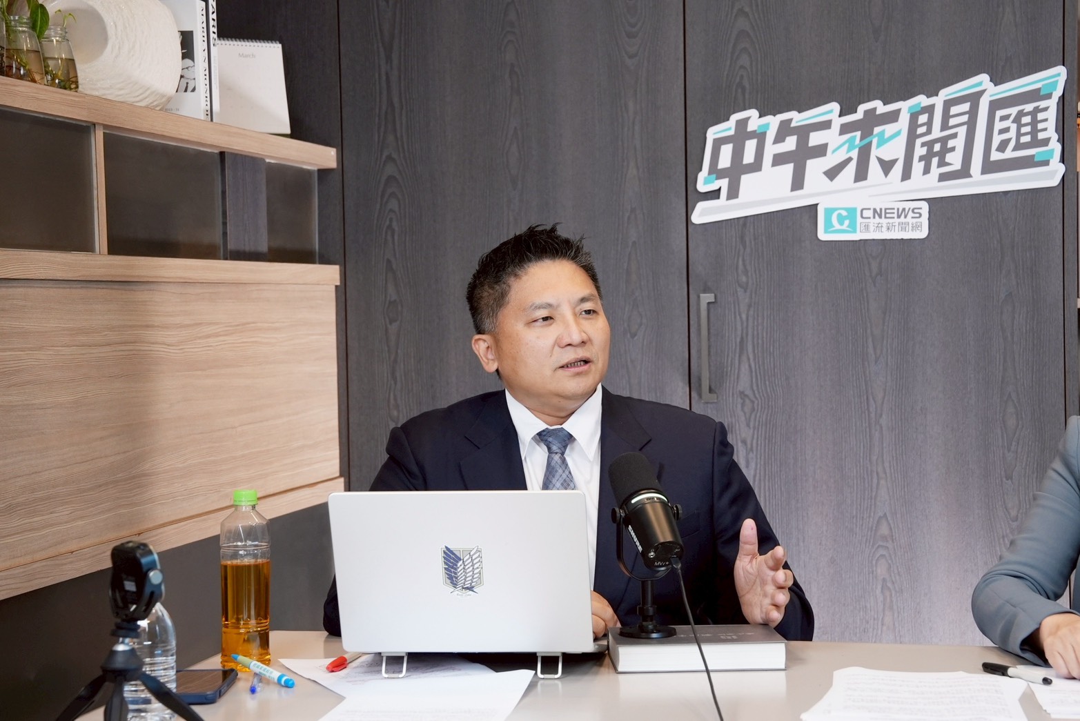 中午來開匯／指何鷹鷺「加料」　吳宗憲：國民黨沒人引用PRC憲法 19