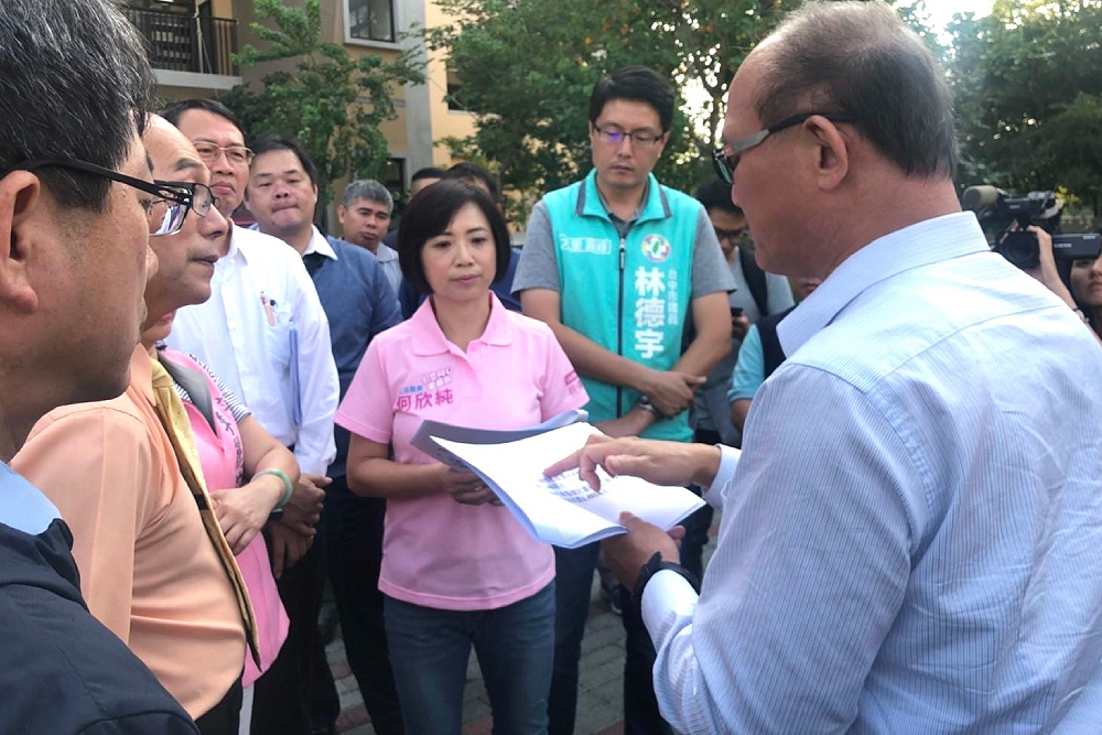 何欣純助母校成功國中改善校舍　盧秀燕：師生居民都受惠 7