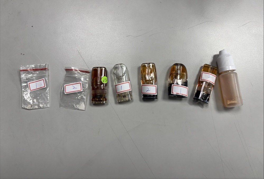 違規停車　通緝犯見警靠近拔腿跑涉藏毒品依托咪酯