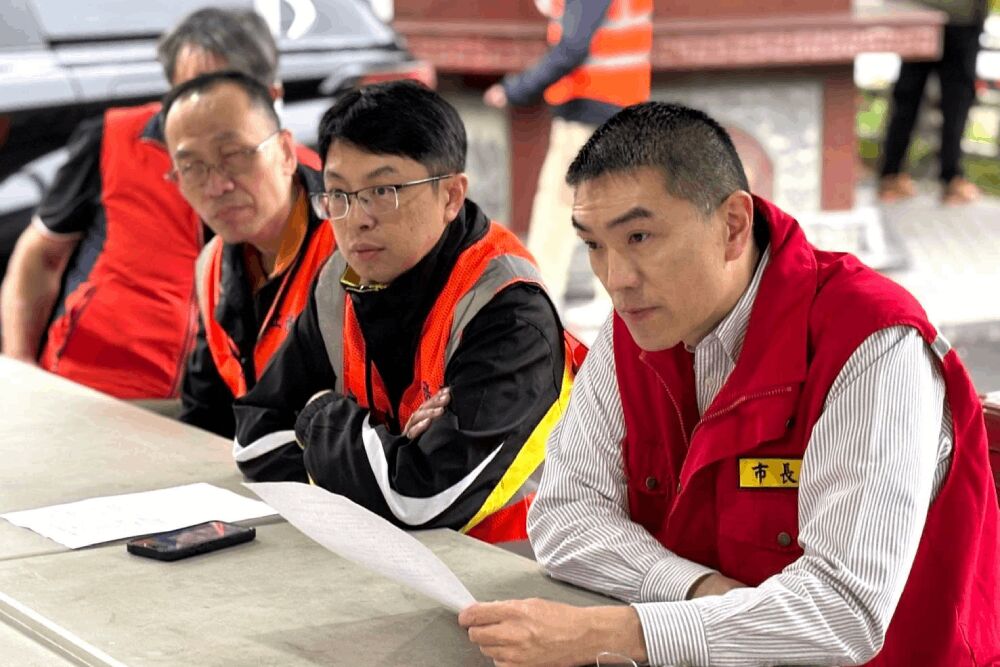 謝國樑赴前進指揮所　基隆市府全力助水公司清淤並確保供水無虞