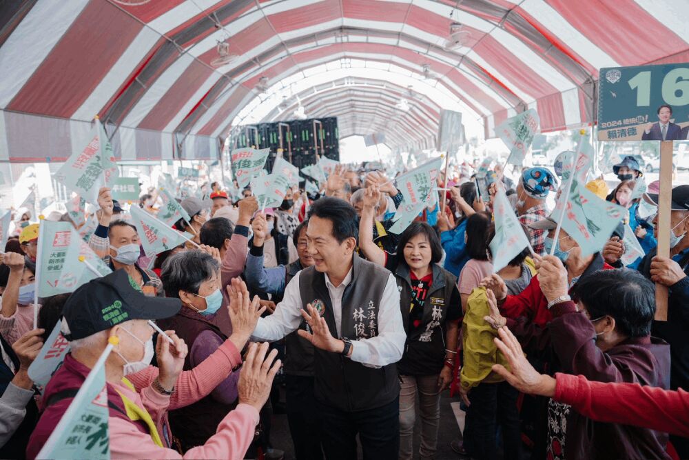 逾3千人造勢 林俊憲籲鄉親電話民調「唯一支持」
