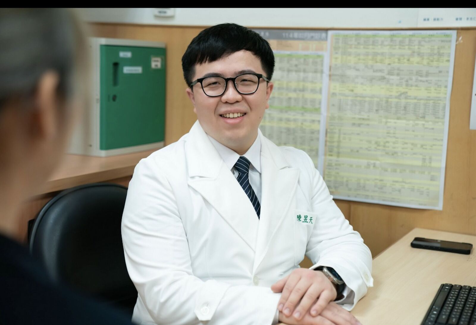 好疼!她手術後「肚臍突起」 疝氣腹壓差點阻礙當媽夢 好疼!她手術後「肚臍突起」 疝氣腹壓差點阻礙當媽夢